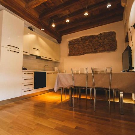 Residenza Al Castello Hotel Verona Luaran gambar