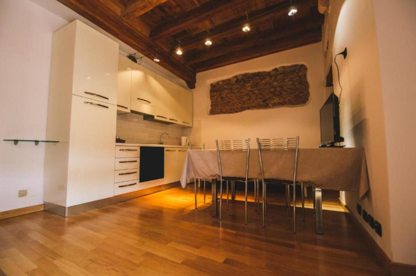 Residenza Al Castello Hotel Verona Luaran gambar