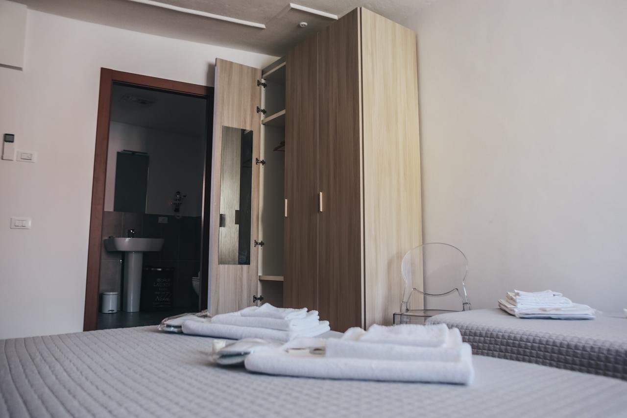 Residenza Al Castello Hotel Verona Luaran gambar