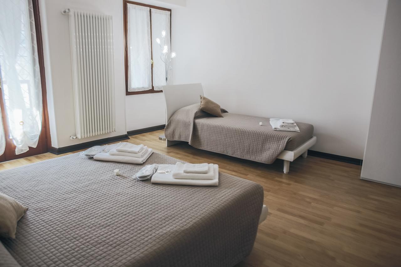 Residenza Al Castello Hotel Verona Luaran gambar