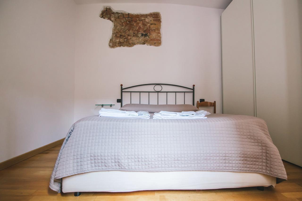 Residenza Al Castello Hotel Verona Luaran gambar