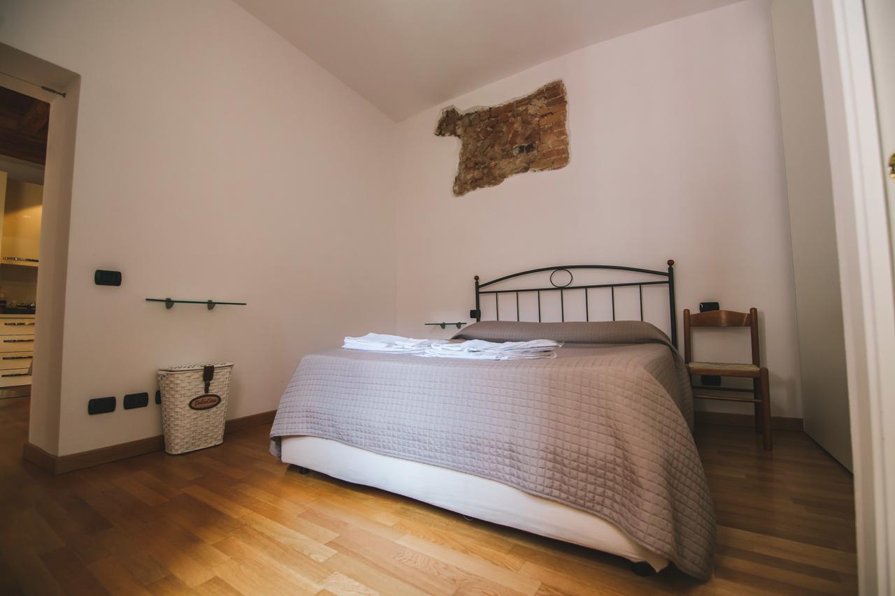 Residenza Al Castello Hotel Verona Luaran gambar